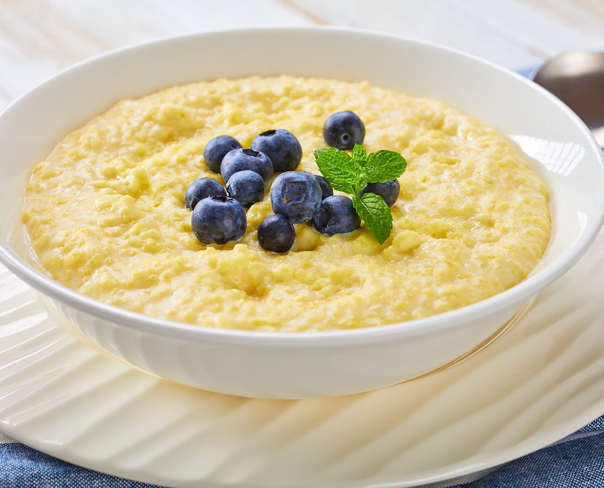Golden millet porridge recipe made from gluten-free millet flour for a low glycaemic index meal suitable for diabetics.