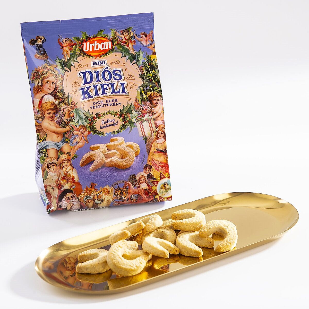 A packet of Vanillekipferl walnut crescent cookies.