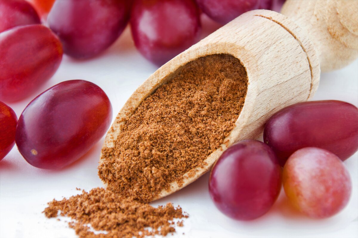 Grape seed powder is the best natural health supplement extracted from red grape seeds.