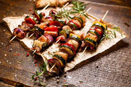 A chicken shashlik recipe for cooking BBQ grilled chicken brochettes skewers in the oven.