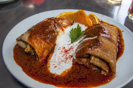 Hortobágyi Palacsinta recipe for making a Hungarian savoury meat pancake stuffed with a minced beef stew filling.