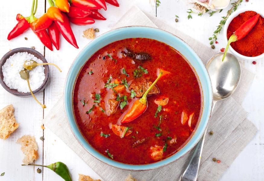 Hot Goulash Paste 'Gulyáskrém' 240g - Best of Hungary